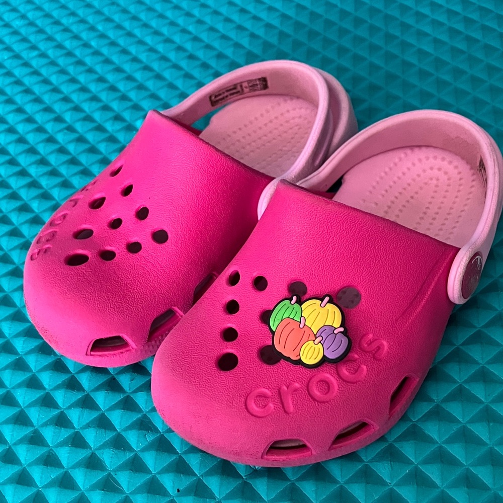 CROCS Toddler Girls Electro Pink Two Tones Clogs | 7